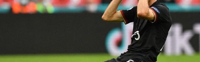 开云正规网址-【德意比较学·勒夫篇】勒夫的成功？体制的成功！