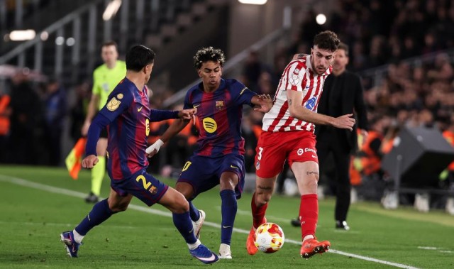 开云彩票-国王杯-贝尔纳尔双响 巴萨总比分3-4马竞无缘决赛