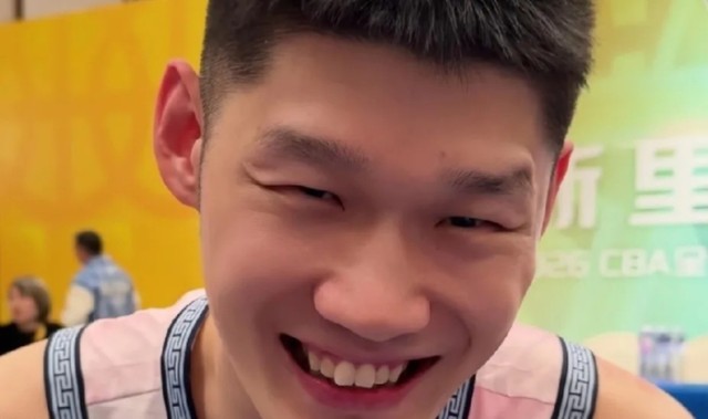 开云彩票-胡金秋好男人，首笔工资吃完饭就寄回家，现在工资给老婆和老妈|广厦男篮|球队|豪宅|豪车|国家队_新浪体育_新浪新闻