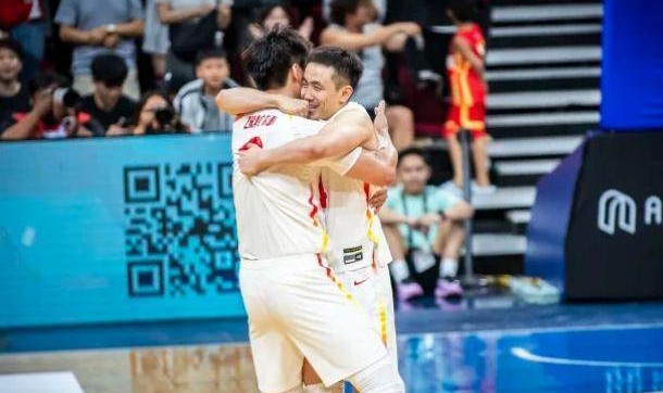 开云官方在线登录-三分、逆转与血性！这才是我们想看到的中国男篮