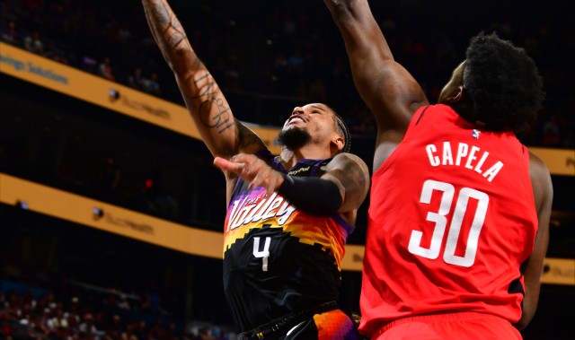 首节领先21分，34次罚球！仍然被火箭队完成赛季横扫，7连胜！