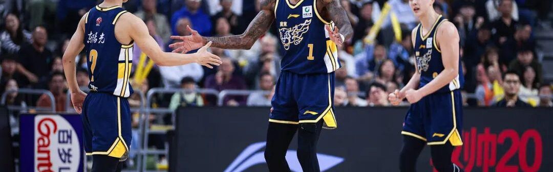 手感冰凉，广东主场不敌上海