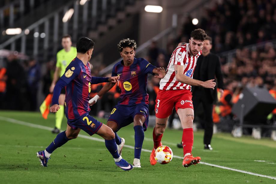 [图]贝尔纳尔双响 巴萨总比分3-4马竞无缘国王杯决赛